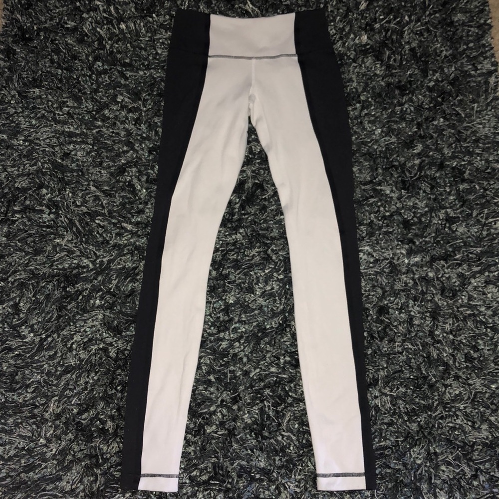 Lululemon Leggings - Black and White